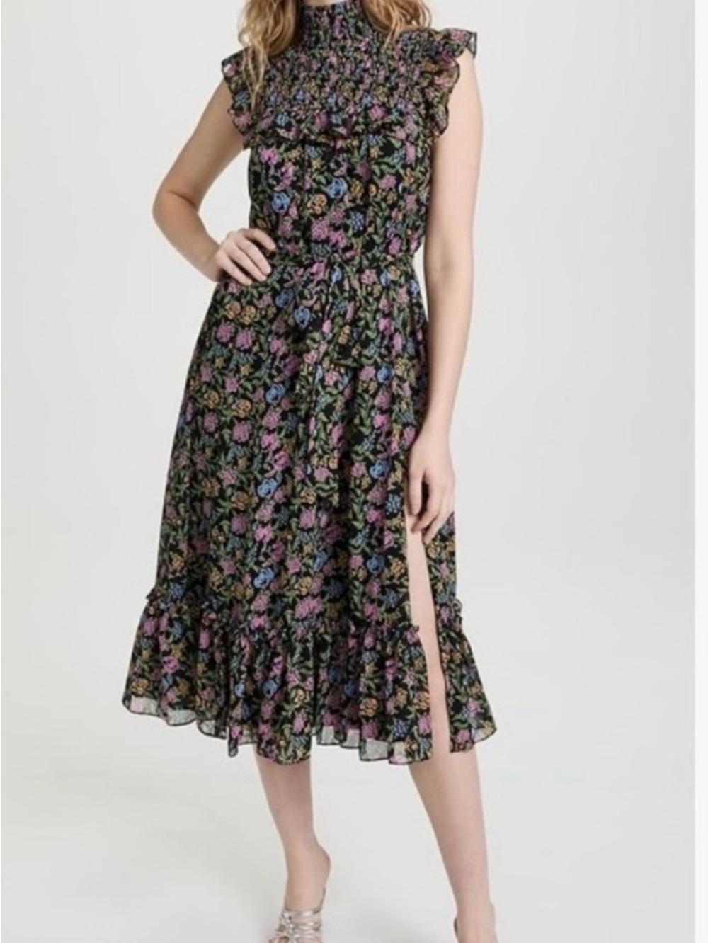 Likely Black Gio Floral Midi Dress size 12. Slit on the side.
Bohemia look.